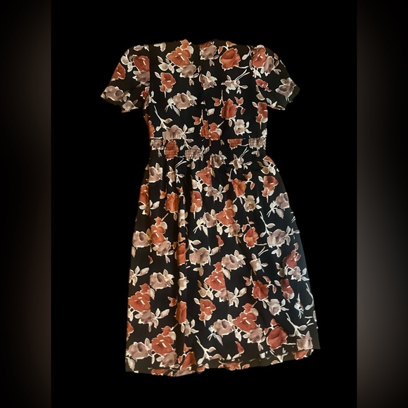 Vintage Early 90’s Floral Black Dress With Shoulder Pads - Picture 8 of 8